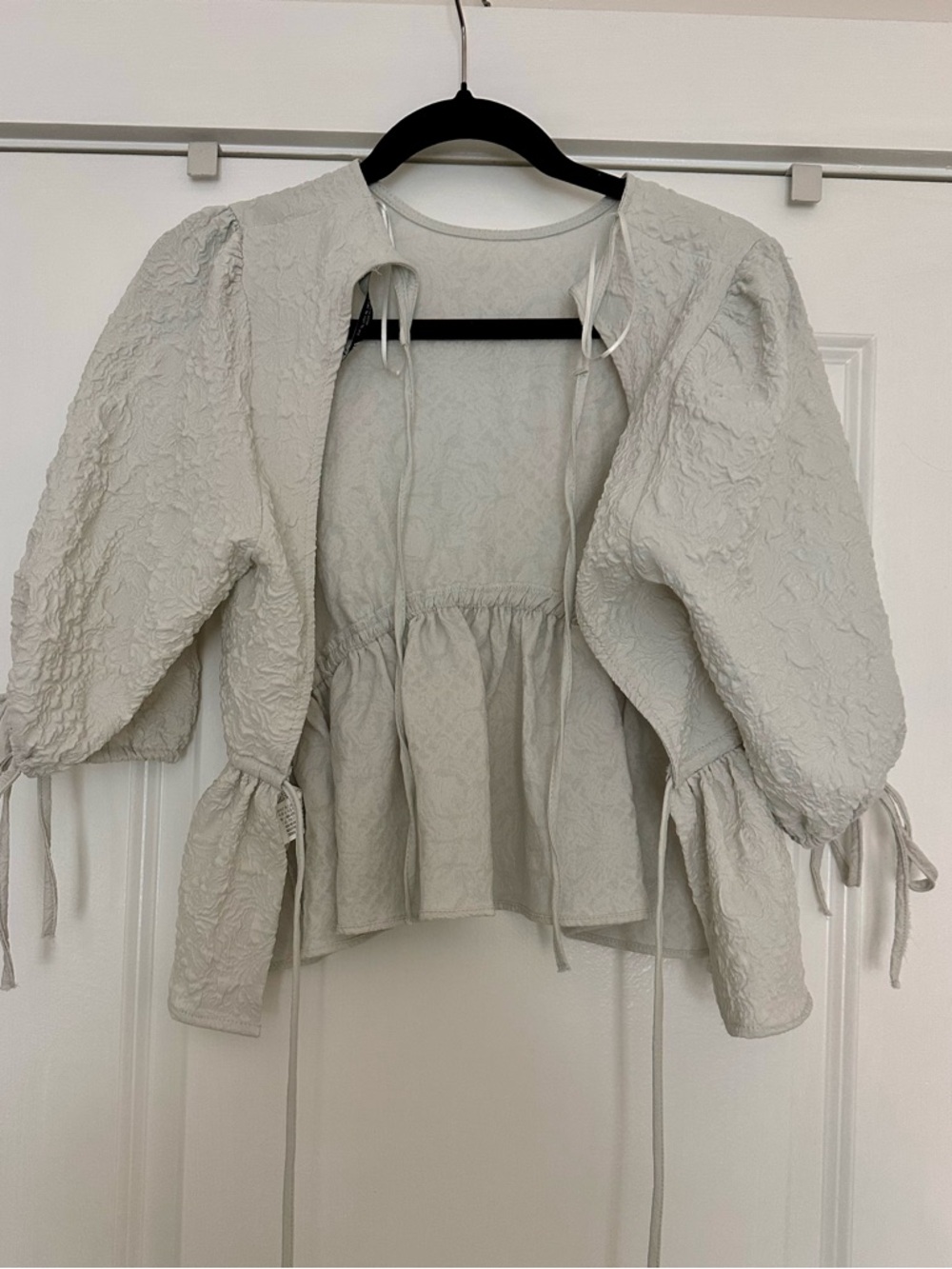 Zara Pale Mint Textured Cropped Cardigan with Puff Sleeves
